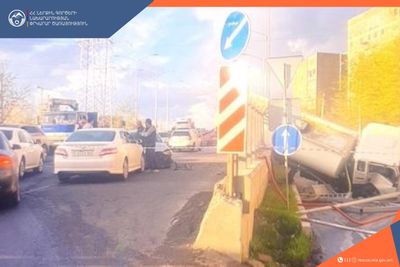 Գուսան Շերամի փողոցում բախվել են ավտոմեքենաներ