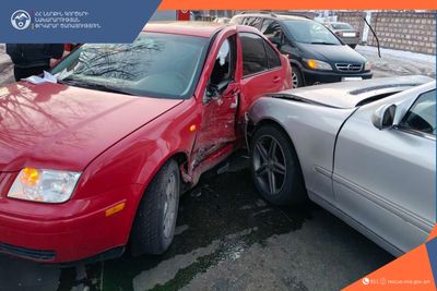 Բախվել են ավտոմեքենաներ․ կա տուժած