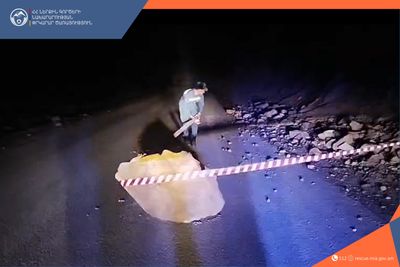 Քարաթափում Սիսիան-Լծեն-Տաթև ավտոճանապարհին․ փրկարարները հեռացրել են քարերը վերականգնելով երթևեկությունը