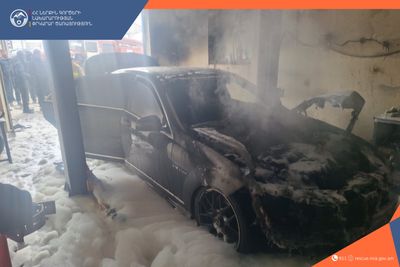 Ավտոտեխսպասարկման կետում այրվել է ավտոմեքենա․ կա տուժած