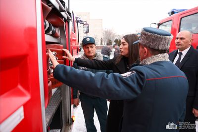 ՆԳՆ Փրկարար ծառայությունը համալրվել է հրշեջ-փրկարարական նոր տեխնիկայով․ ՆԳ նախարարին է ներկայացվել տրանսպորտային միջոցների հնարավորությունները