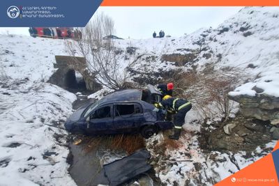 Ավտոմեքենան դուրս է եկել ճանապարհի երթևեկելի հատվածից և գլորվել ձորը